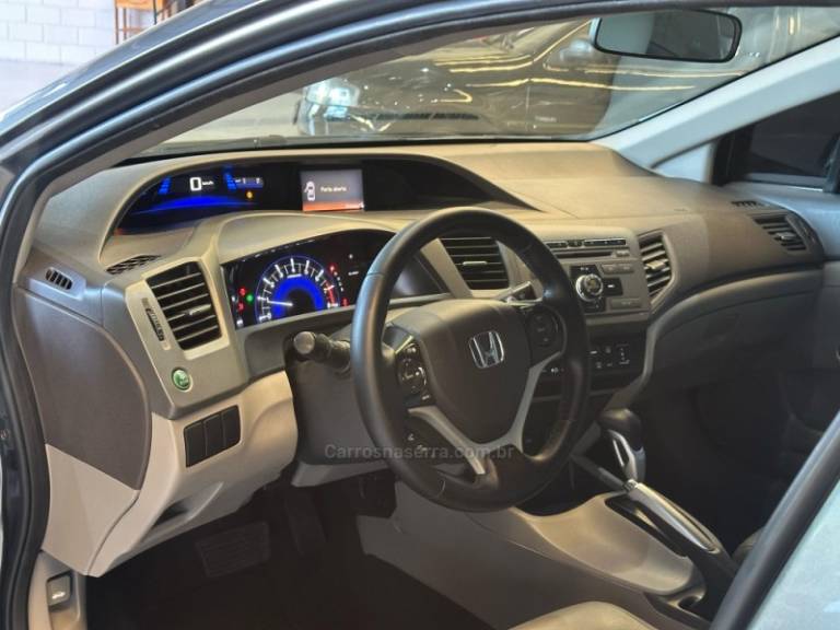HONDA - CIVIC - 2014/2014 - Branca - R$ 73.900,00
