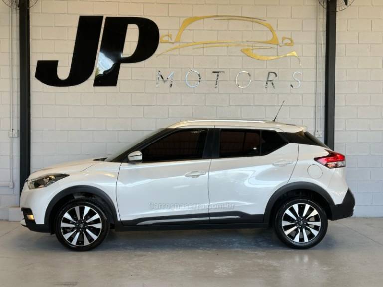 NISSAN - KICKS - 2021/2021 - Branca - R$ 94.900,00