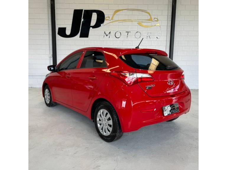 HYUNDAI - HB20 - 2015/2015 - Vermelha - R$ 46.900,00