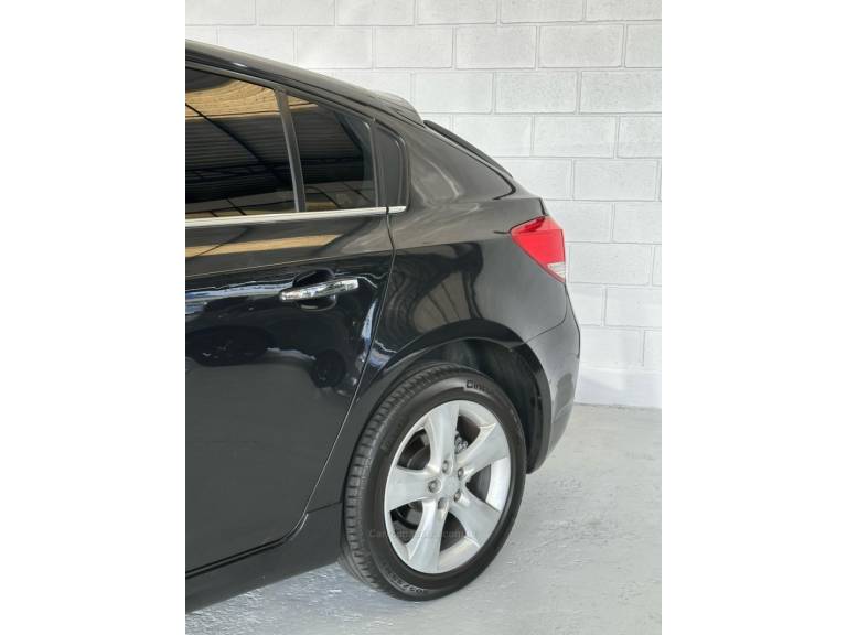 CHEVROLET - CRUZE - 2012/2012 - Preta - R$ 63.900,00