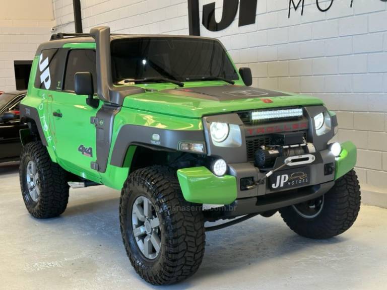 TROLLER - T4 BOLD - 2014/2015 - Verde - R$ 189.900,00