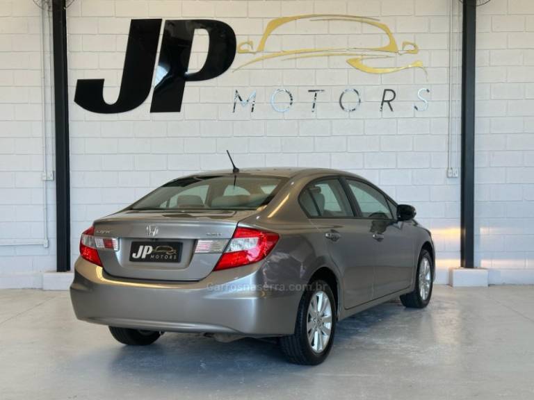 HONDA - CIVIC - 2014/2014 - Cinza - R$ 76.900,00