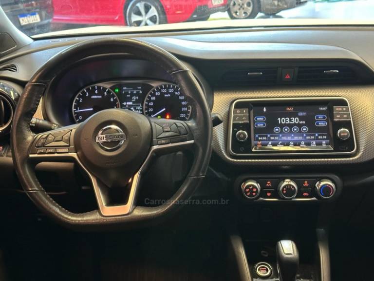 NISSAN - KICKS - 2021/2021 - Branca - R$ 94.900,00