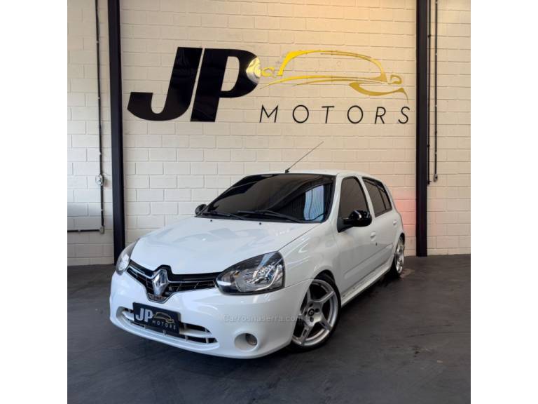 RENAULT - CLIO - 2013/2014 - Branca - R$ 34.900,00