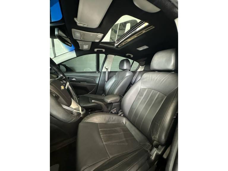 CHEVROLET - CRUZE - 2012/2012 - Preta - R$ 63.900,00