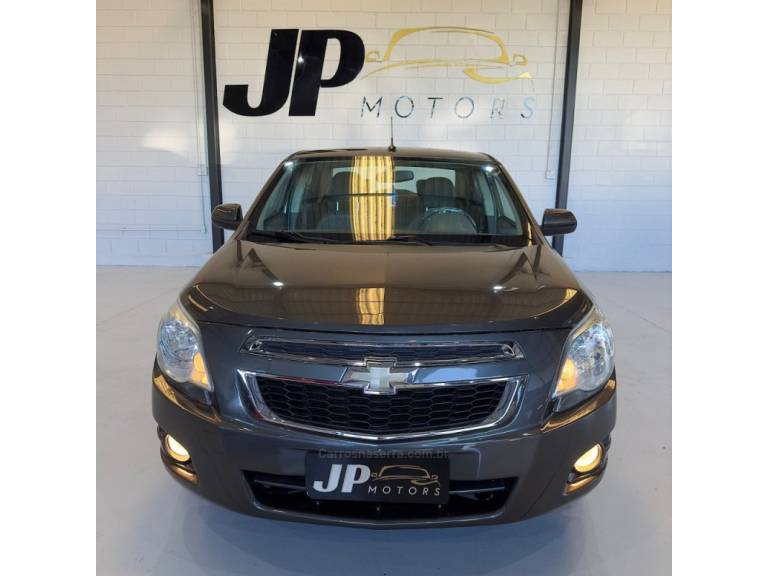 CHEVROLET - COBALT - 2013/2014 - Cinza - R$ 42.900,00