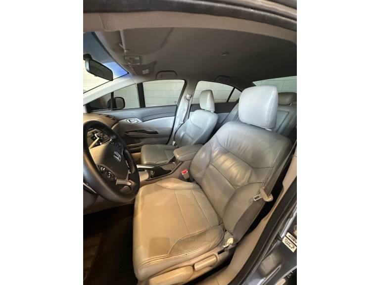 HONDA - CIVIC - 2014/2014 - Branca - R$ 73.900,00
