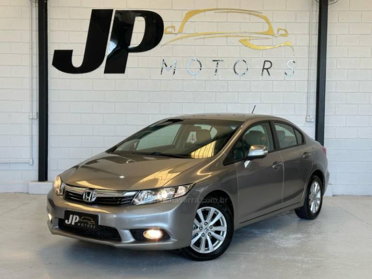 HONDA - CIVIC - 2014/2014 - Cinza - R$ 76.900,00