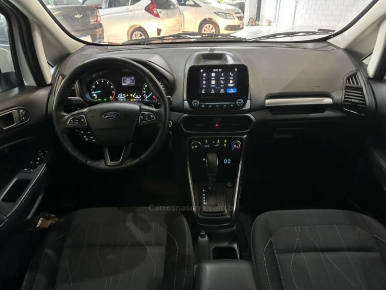 FORD - ECOSPORT - 2017/2018 - Branca - R$ 69.900,00
