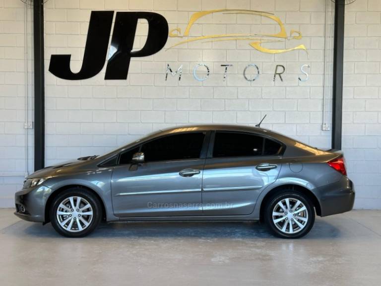 HONDA - CIVIC - 2014/2014 - Branca - R$ 73.900,00
