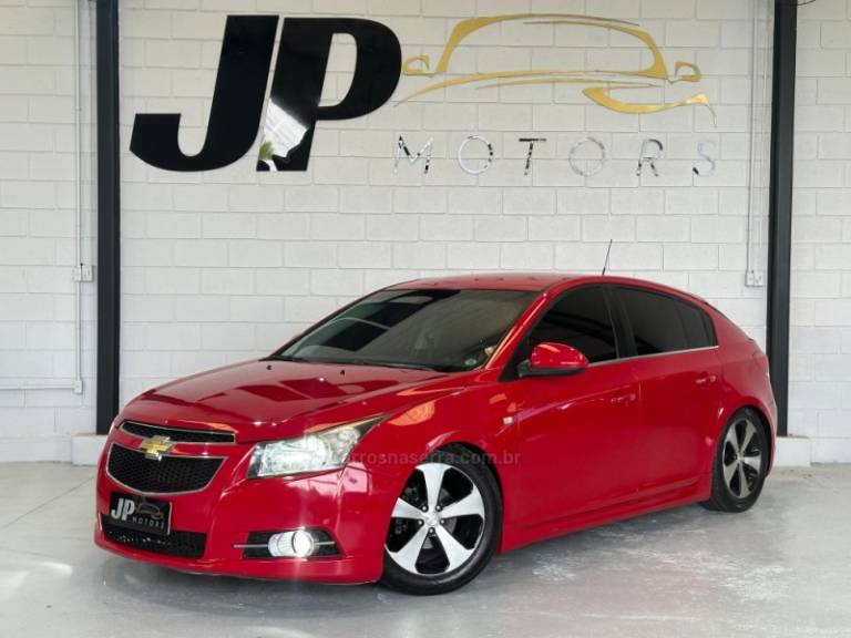 CHEVROLET - CRUZE - 2013/2014 - Vermelha - R$ 64.900,00