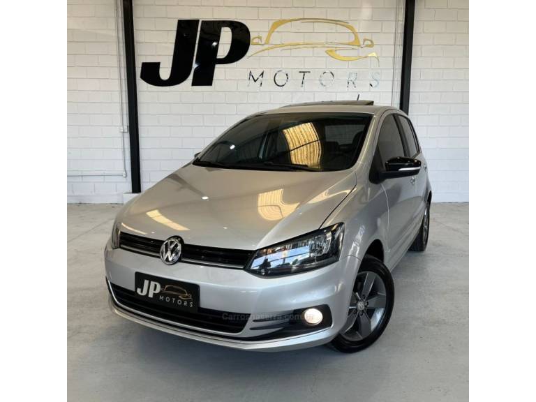 VOLKSWAGEN - FOX - 2019/2019 - Prata - R$ 62.900,00
