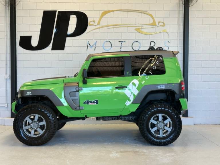 TROLLER - T4 BOLD - 2014/2015 - Verde - R$ 189.900,00