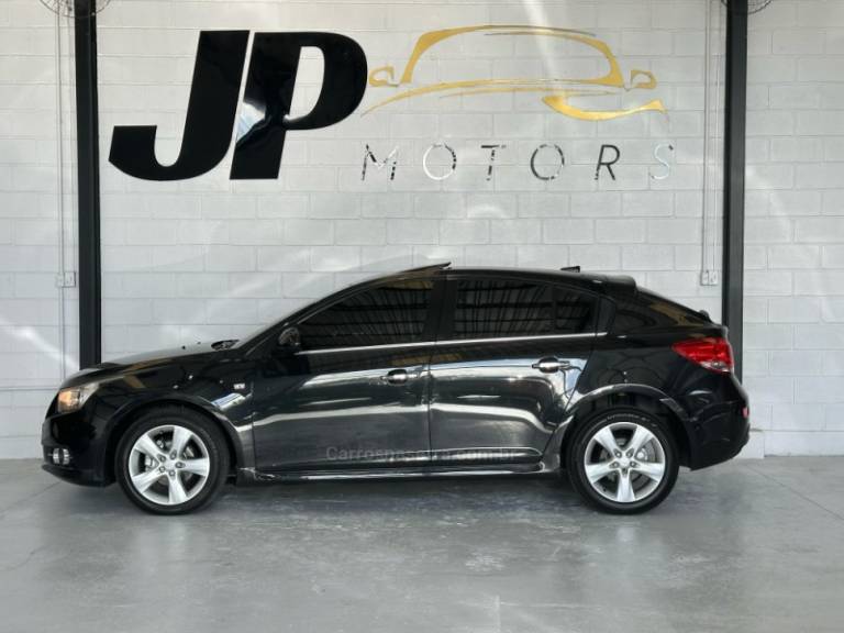 CHEVROLET - CRUZE - 2012/2012 - Preta - R$ 63.900,00