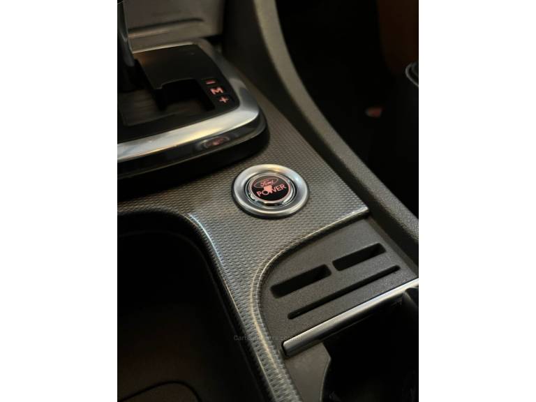 FORD - FOCUS - 2010/2011 - Preta - R$ 46.900,00