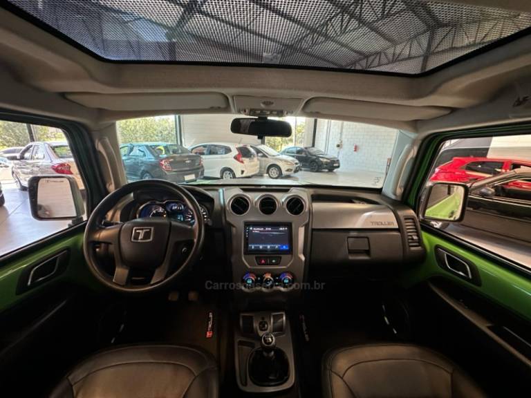 TROLLER - T4 BOLD - 2014/2015 - Verde - R$ 189.900,00