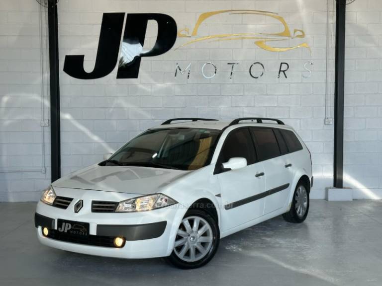 RENAULT - MÉGANE - 2012/2012 - Branca - R$ 36.900,00